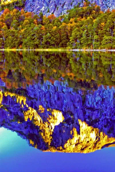 User submitted picture: Lake Tromen, Neuquen, Pat...